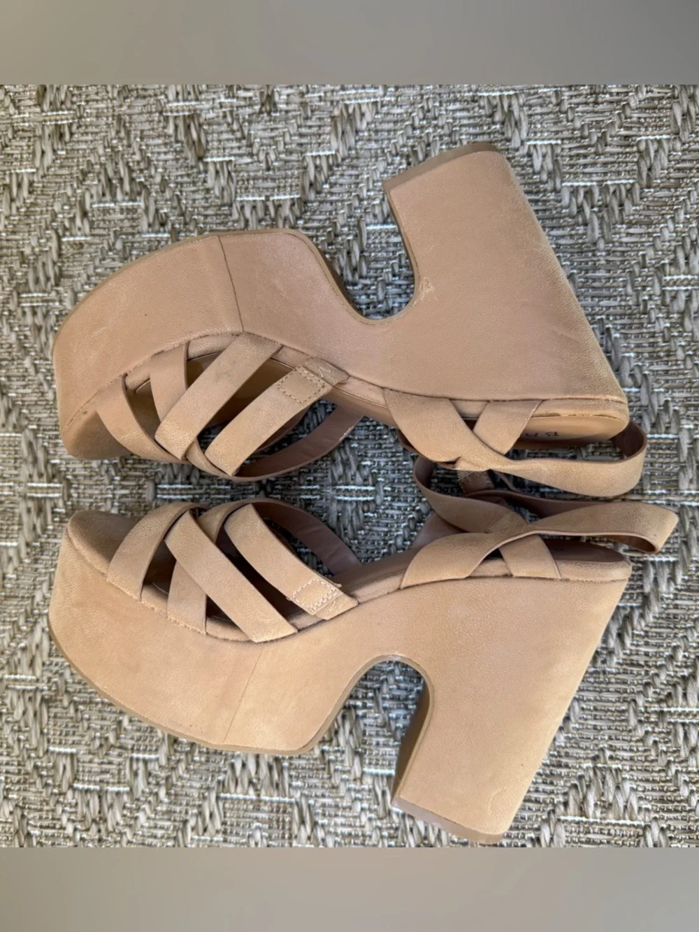 Bamboo Beige Buckle Block Sandals for Women Faux Suede Strappy (Size 6) Nude
